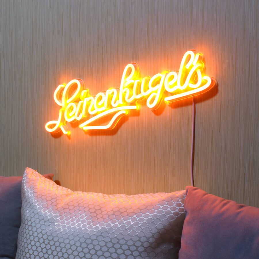 Leinenhugels Large Flex Neon Led Sign - Image 4