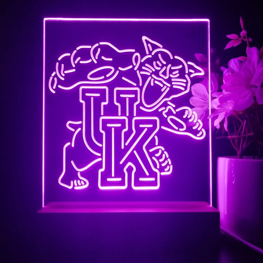 Kentucky Wildcats 3D Illusion Night Light Desk Lamp - Image 2