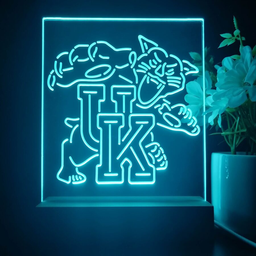 Kentucky Wildcats 3D Illusion Night Light Desk Lamp - Image 3